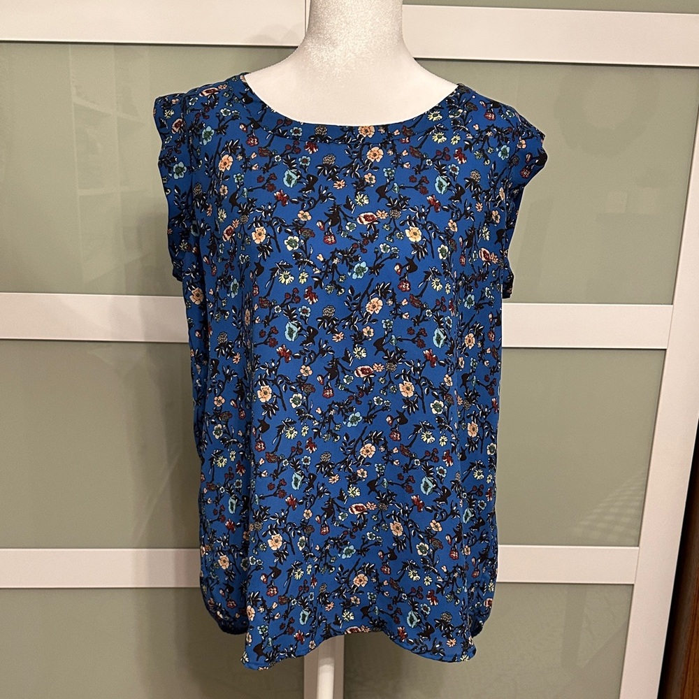 Floral Blue Women's Pleione Top Medium